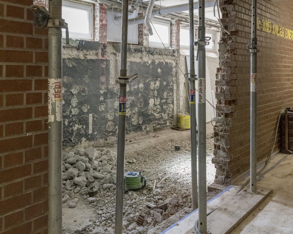 Waschraum, Fahrstuhl