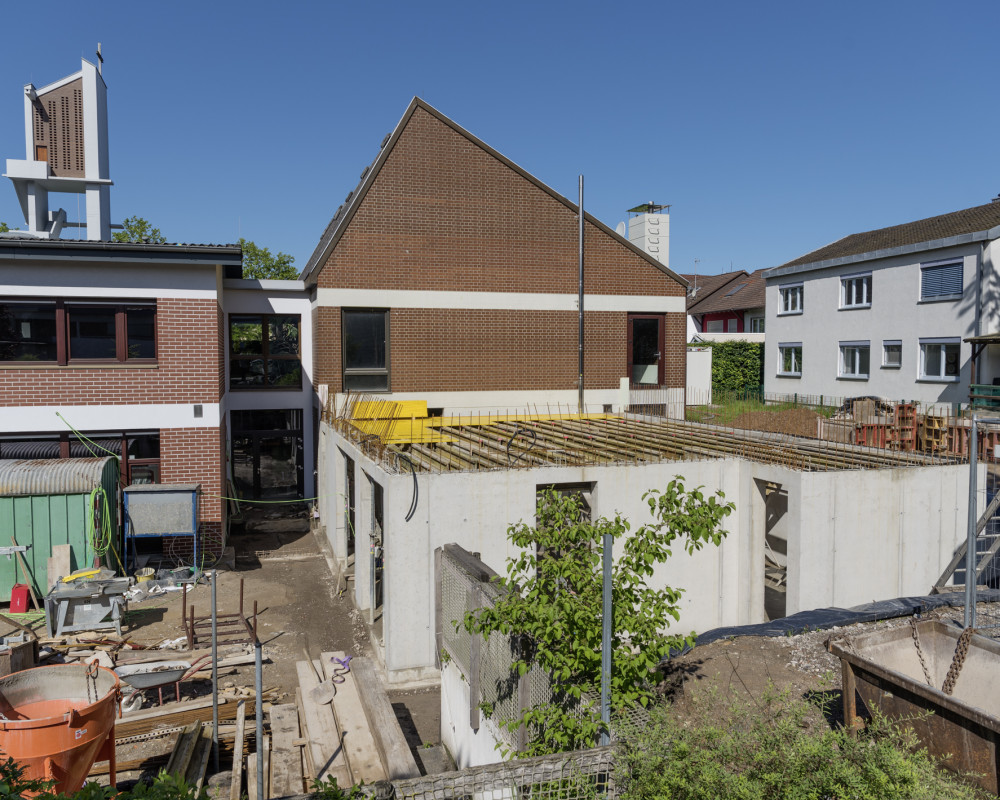 Die Decke wird geschalt