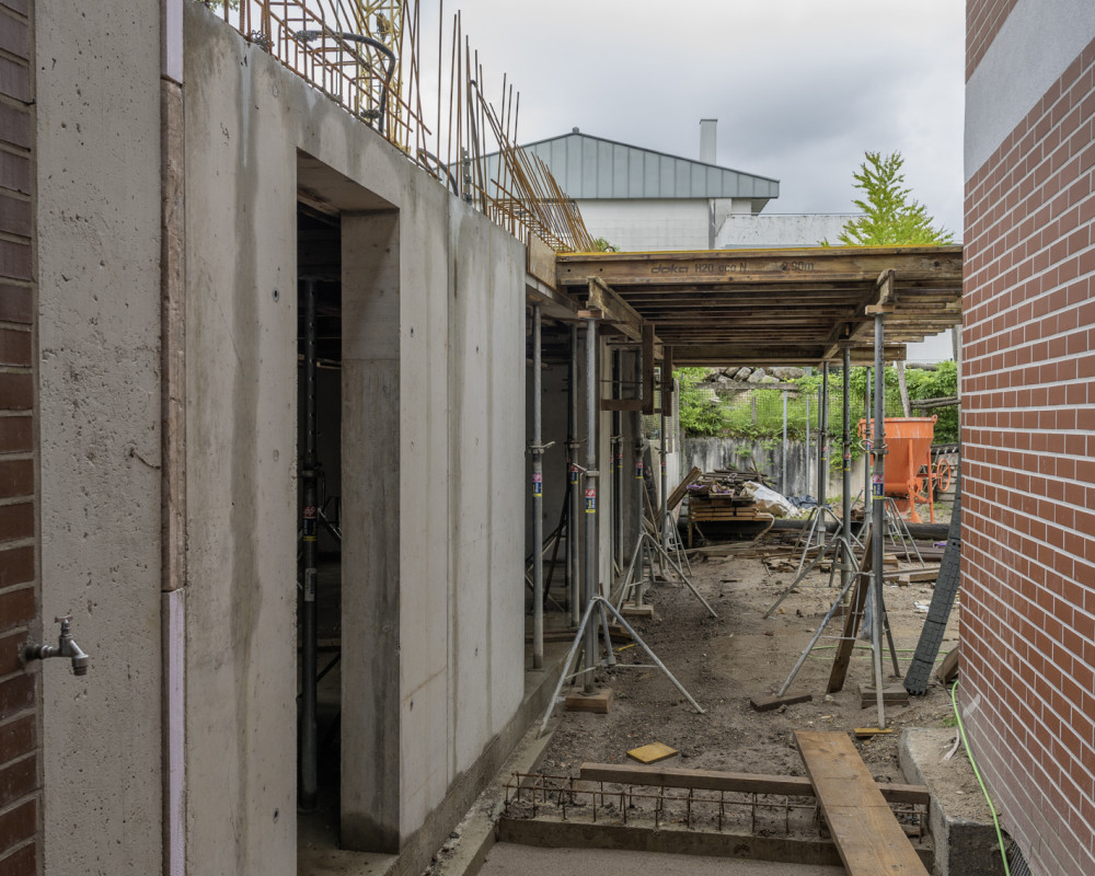 Die Decke ist fast fertig geschalt.