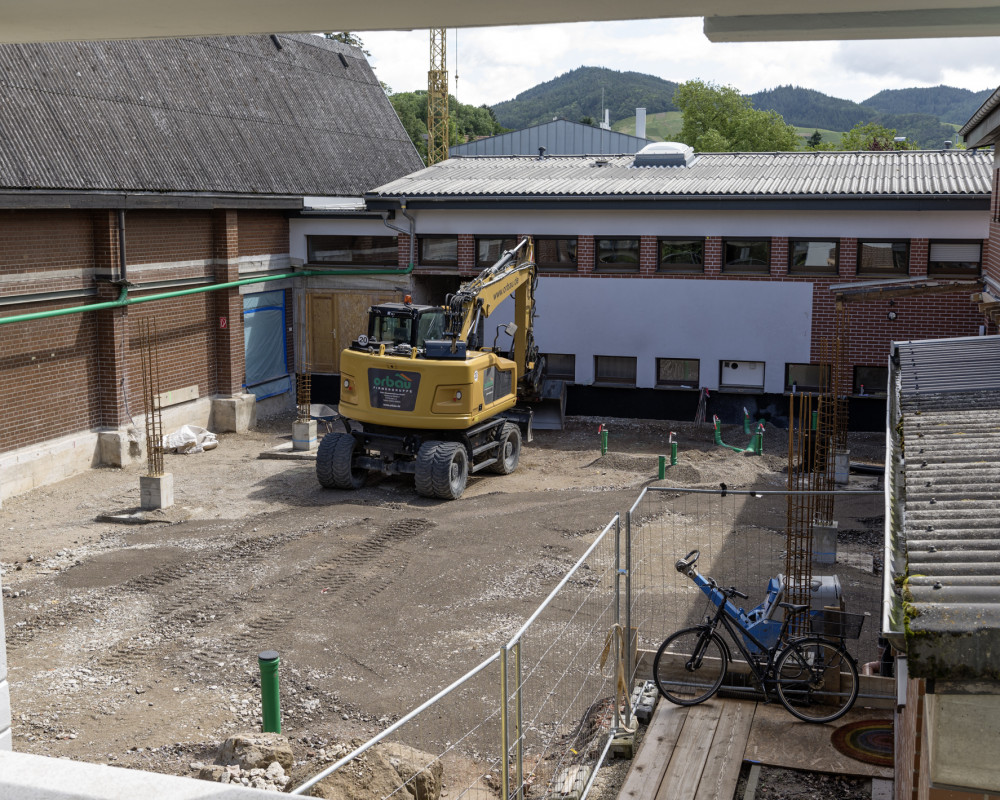 Fundamente und Abwasserrohre