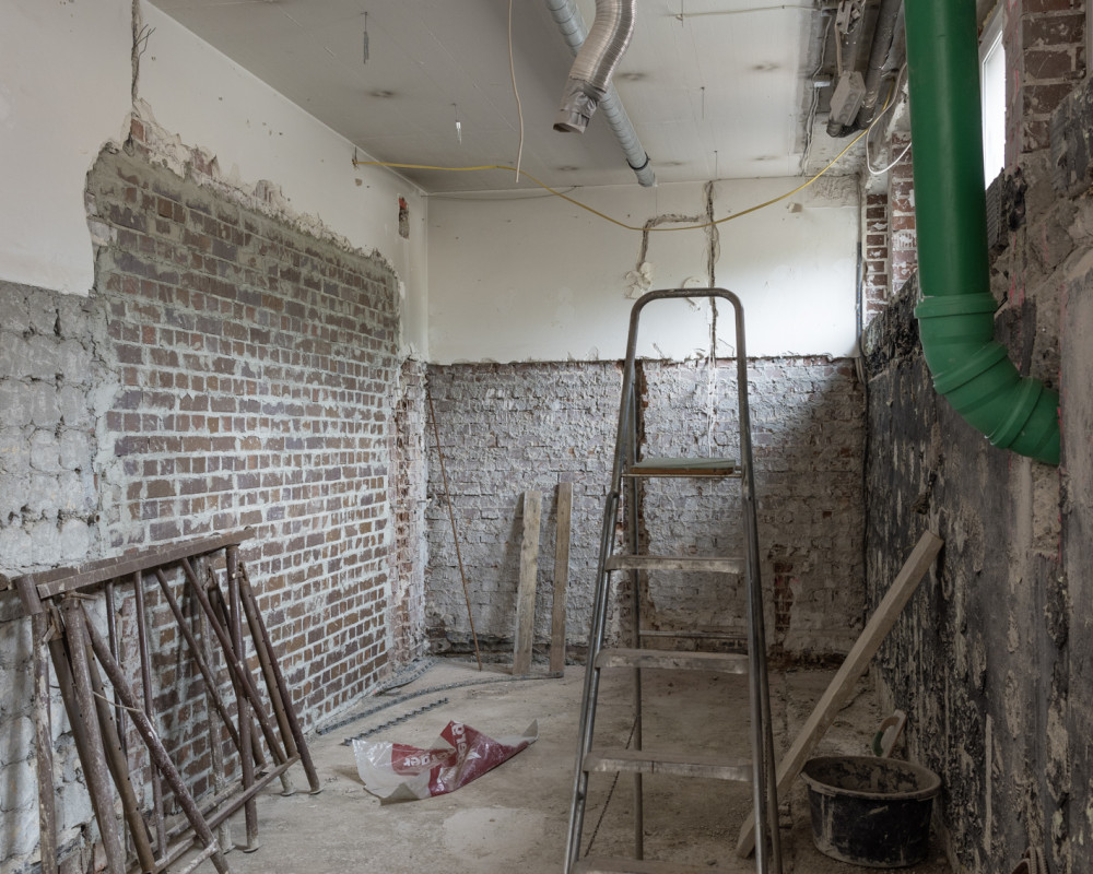 Waschräume – Das Loch ist zugemauert