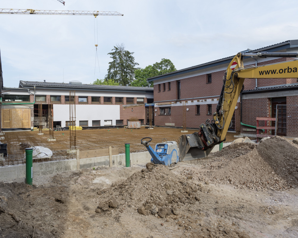 Die Bodenplatte wird armiert