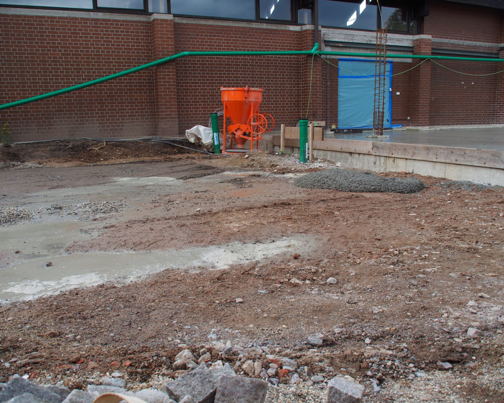 Bodenplatte frisch betoniert