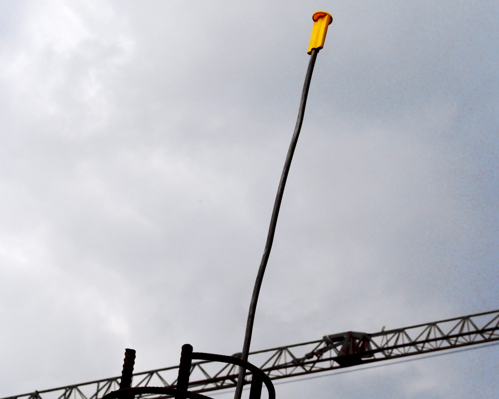 Bodenplatte und Blitzableiter