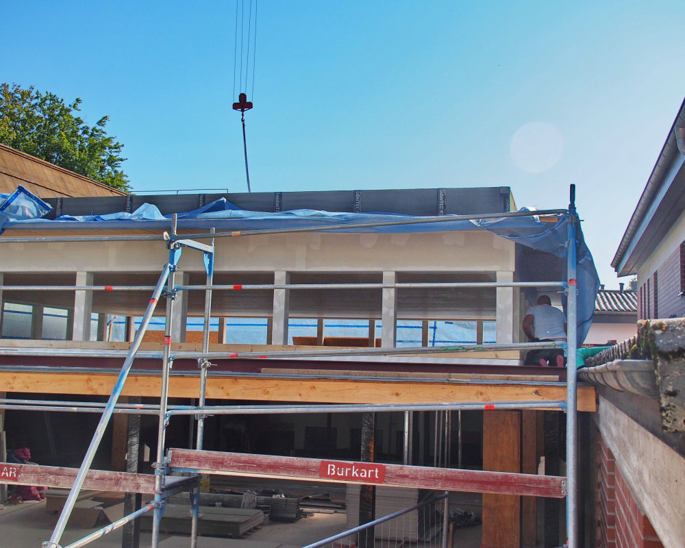 Die Eisenträger sind sauber verkleidet.