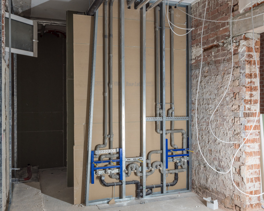 Toiletten und Waschräume