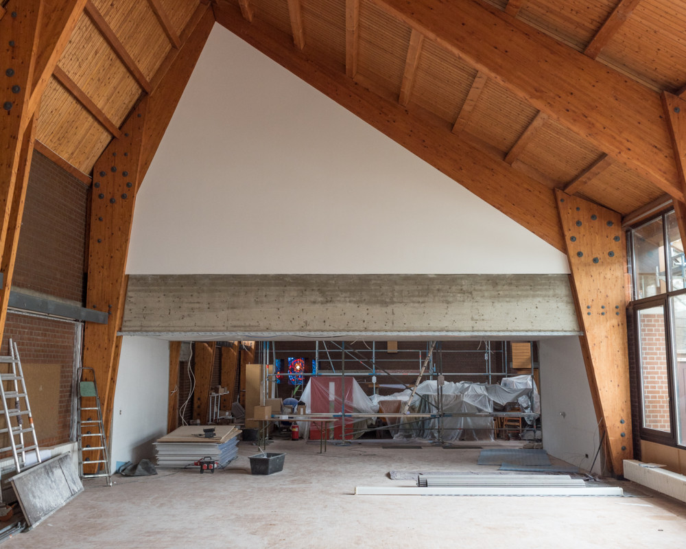 Das Gerüst ist wieder abgebaut.