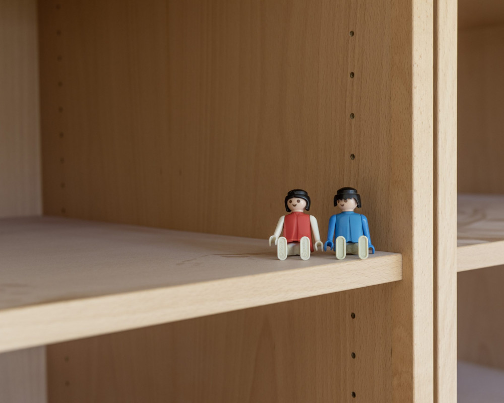 "Und noch ein Schrank!"