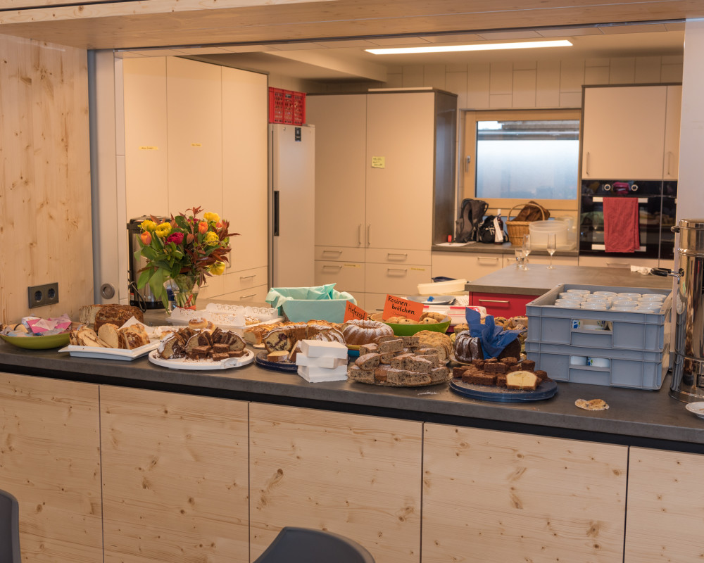 Buntes und reichhaltiges Buffet.