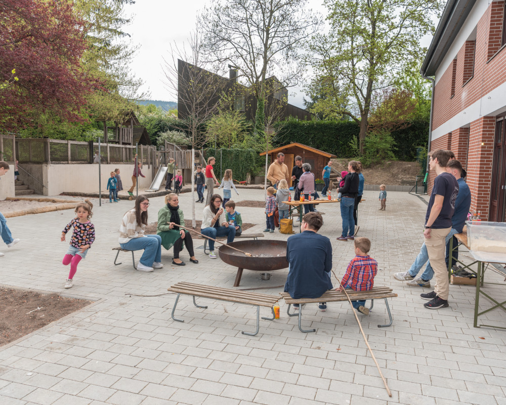 Und natürlich Spiele und Stockbrot!